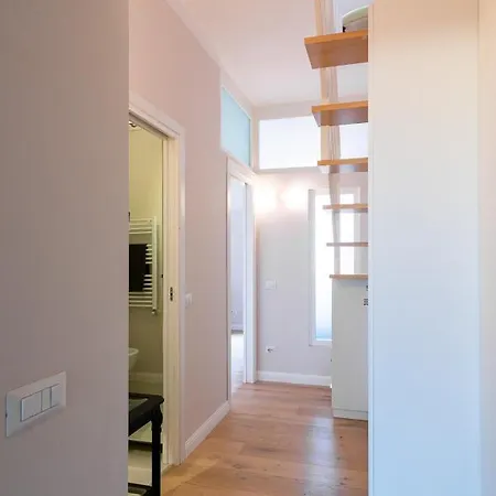 Brand New Duplex Pta Garibaldi 4pax-wifi-ac Milaan
